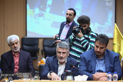 نشست شهردار تهران با جانبازان دفاع مقدس و مدافع حرم