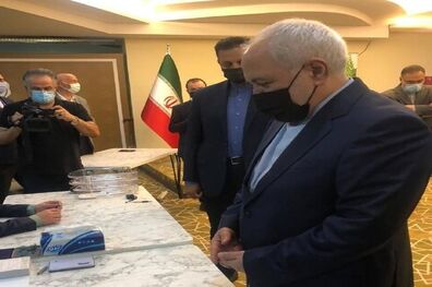 وزیر خارجه در آنتالیا رای خود را به صندوق آرا انداخت