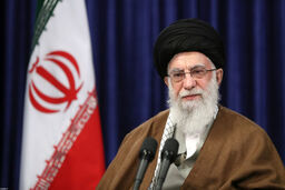 عملکرد ملت و مسئولان در مبارزه با کرونا حرکتی جهادی و افتخارآمیز است