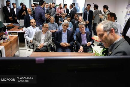 بازدید شهردار تهران از شرکت های دانش بنیان