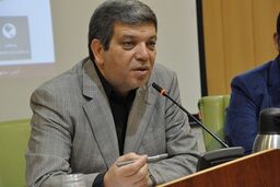 اتکای آموزش‌ و پرورش به منابع دولتی باید کاهش یابد