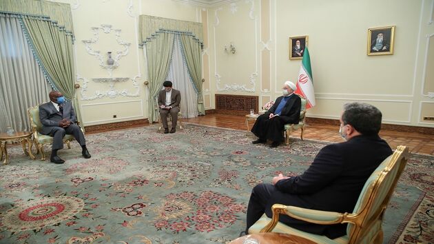 روحانی بر توسعه و تعمیق روابط دو کشور ایران و کنیا تاکید کرد
