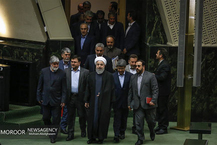 تقدیم لایحه بودجه سال ۹۷ به مجلس توسط رییس جمهوری