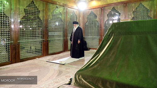 51771_272 copy