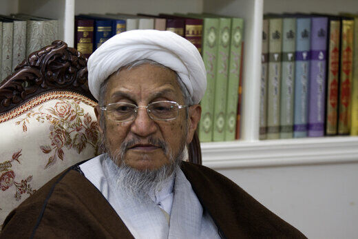 مراسم وداع با پیکر آیت‌ الله صانعی برگزار شد
