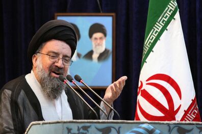هدف نهایی دشمن بی تردید براندازی نظام اسلامی است