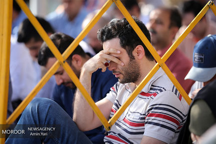 دعای عرفه در کهف الشهدا