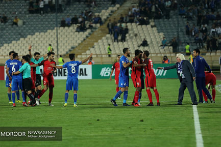 دیدار تیم های فوتبال استقلال ایران و الریان قطر
