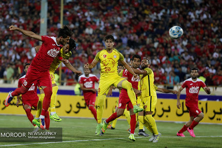 سوپر جام فوتبال دیدار تیم های پرسپولیس و نفت