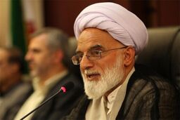 نماینده ولی‌فقیه و استاندار مرکزی از حضور مردم در استقبال از رئیس جمهور تشکر کردند