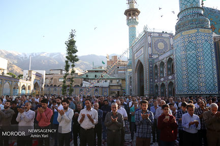 نماز عید سعید فطر در امامزاده صالح (ع) تجریش
