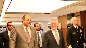 دیدار دو وزیر دفاع قطر و آمریکا/ بحران کشور های عربی مورد بررسی قرار گرفت