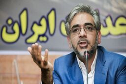 اگر تا ۱۵ اسفند استقلال و پرسپولیس خصوصی نشوند، از سِمتم استعفا می‌دهم