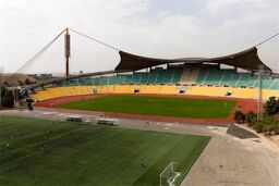 مامه تیام پشت درهای تختی