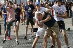 اغتشاش‌گران روس در یورو ۲۰۱۶ به روسیه بازگردانده می‌شوند