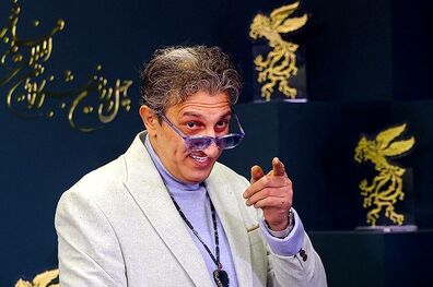 عکس/ عینک بنفش یوسف صیادی
