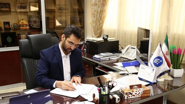 امضای توافق نامه بین شرکت ارتباطات و راه آهن