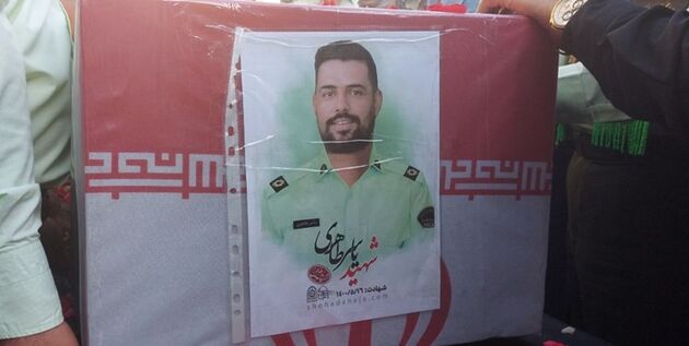مراسم تشییع پیکر مأمور کلانتری گاندی برگزار شد +عکس