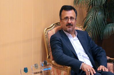 ظرف دو سه روز آینده می‌توانم روی پای خود بایستم
