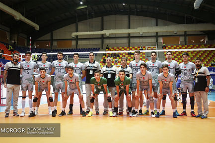 دیدار تیم های والیبال پیکان و شمس