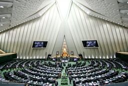 پایان جلسه غیر علنی مجلسیون با ظریف/ توضیحات لاریجانی در رابطه با جلسه غبر علنی