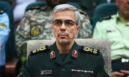 سرلشکر باقری از اماکن تاریخی استانبول بازدید کرد