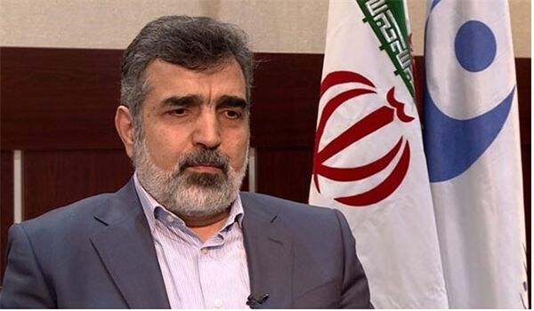 کمالوندی: انتقال ۱۳۰ تن اورانیوم به کشور