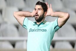 انصاری فرد بهترین بازیکن اومونیا شد