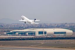 شرکت‌ های هواپیمایی نسبت به برقراری پروازهای داخلی در فرودگاه امام خمینی (ره) اقدام کنند