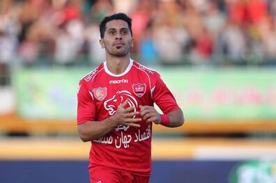 عالیشاه با پرسپولیس تمدید کرد
