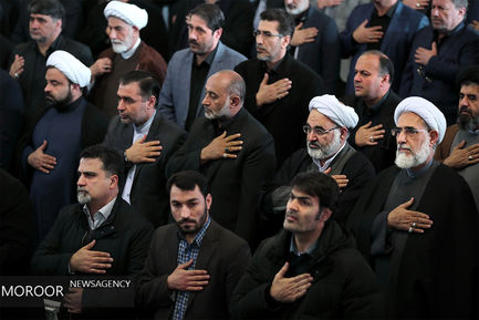 اقامه نماز بر پیکر آیت الله هاشمی رفسنجانی توسط مقام معظم رهبری