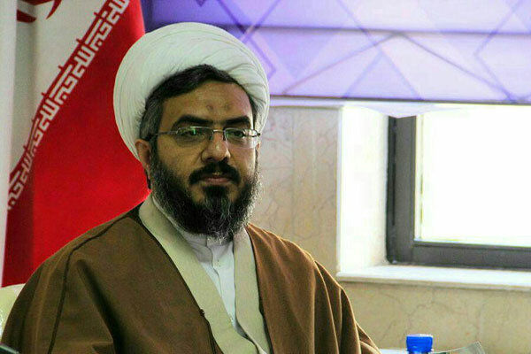 بازار همواره حامی حوزه های علمیه و انقلاب اسلامی بوده اند