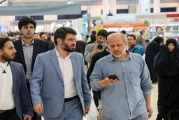 عکس/ میثم مطیعی در نمایشگاه کتاب
