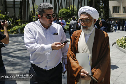 حاشیه جلسه هیات دولت 