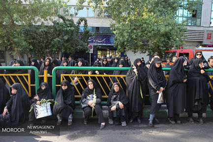 تشیع پیکرهای مطهر 135 شهید گمنام دوران دفاع مقدس