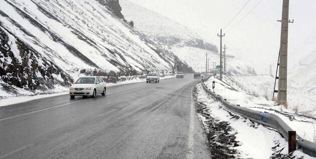 برف و باران در جاده‌های ۹ استان کشور