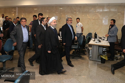 بازدید حسن روحانی از ستاد انتخابات کشور