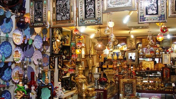 زمان اجرای طرح توسعه اماکن فروش صنایع‌دستی اعلام شد